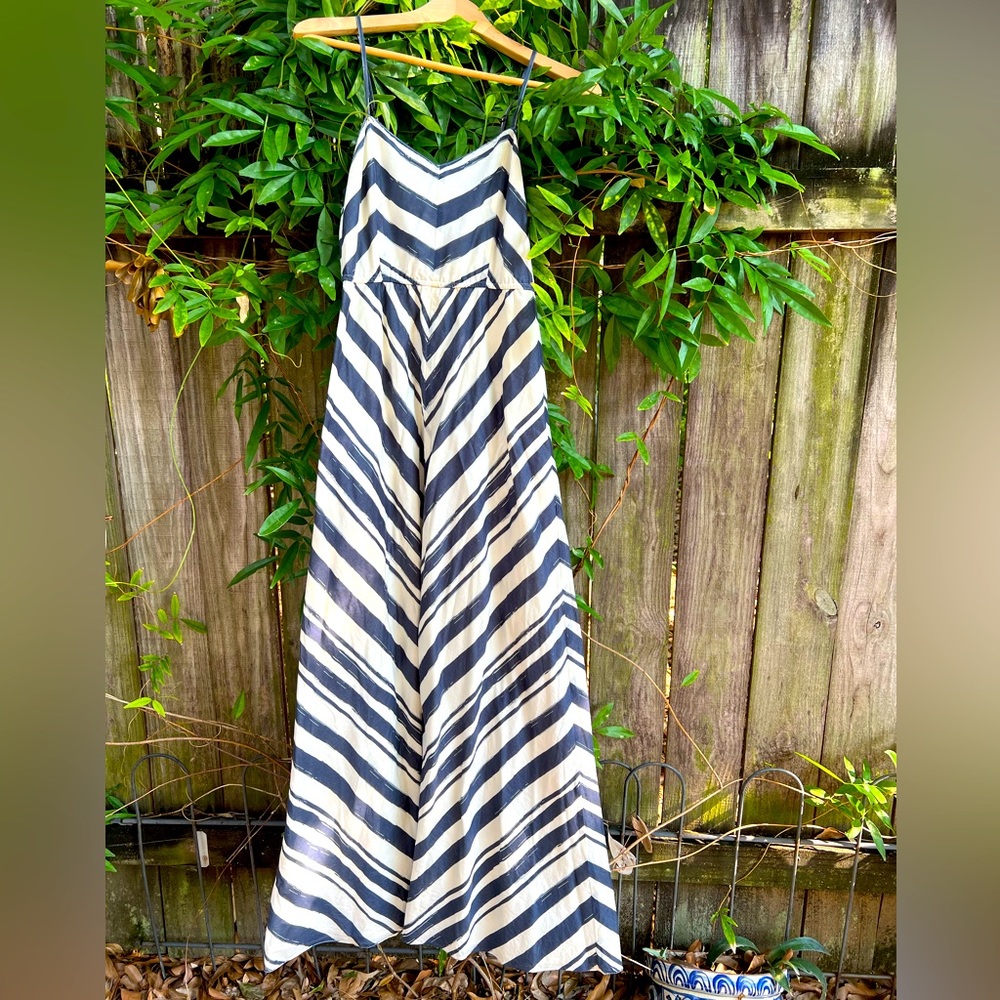 GORGEOUS Chevron Maxi Dress